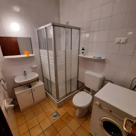 Small Cosy In
